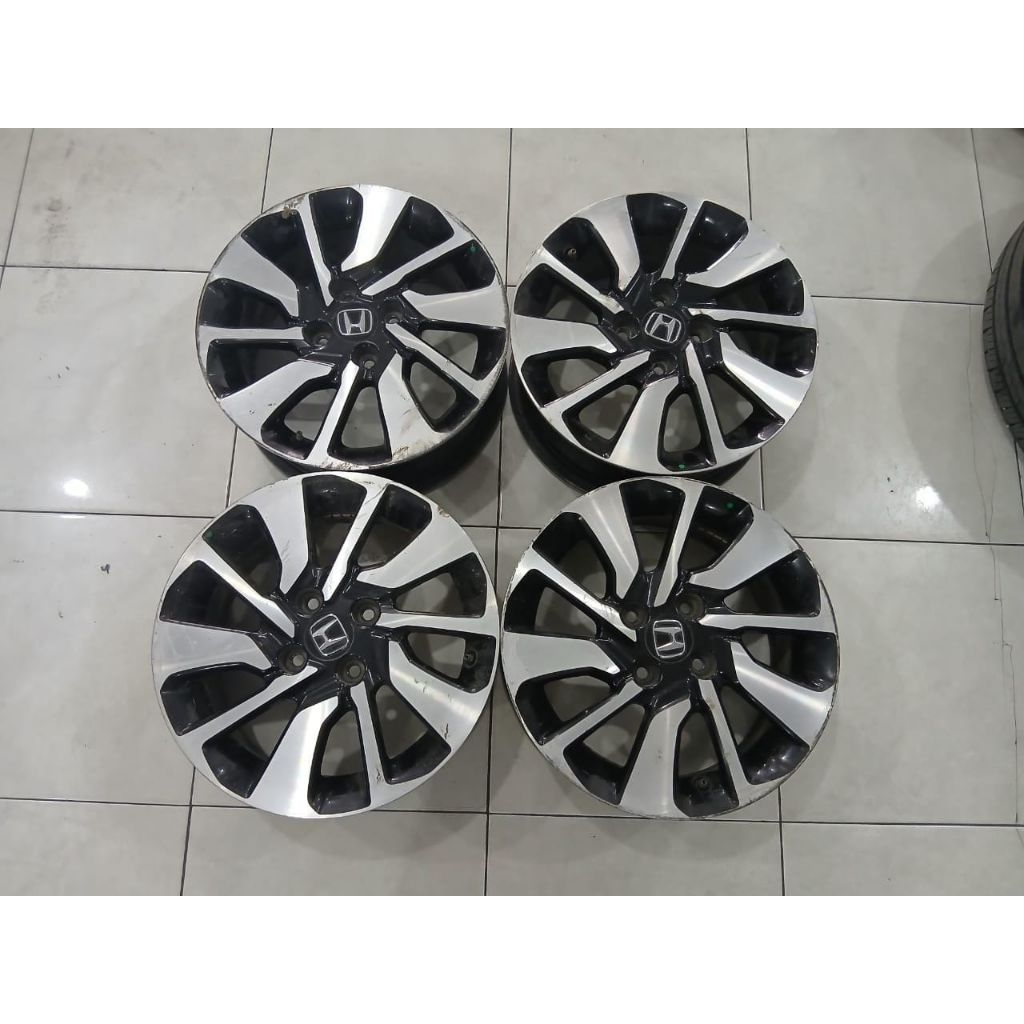 Velg bekas ori Brio Rs Ring 15 Lebar 6 Pcd 4x100 Et 45 cocok di ayla,agya,mobilio,DLL