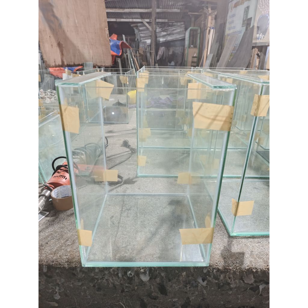 aquarium UK 30x30x40