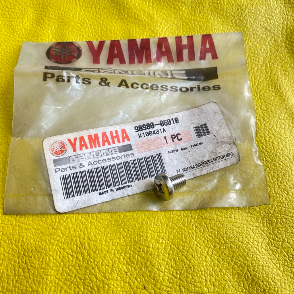 baut baud tameng cover knalpot yamaha Vixion old jupiter Mx Z Vega Crypton original YGP 98980-06010
