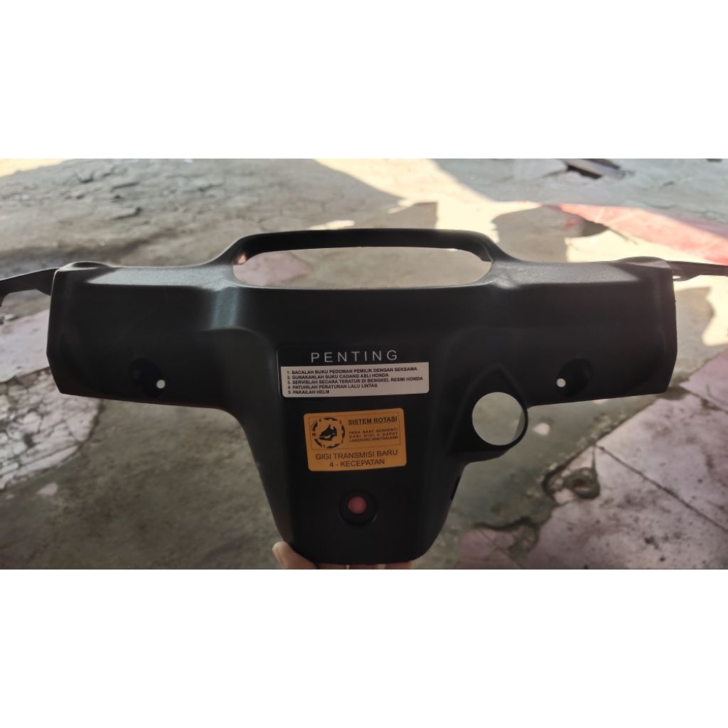 Batok belakang grand sabit/bulus