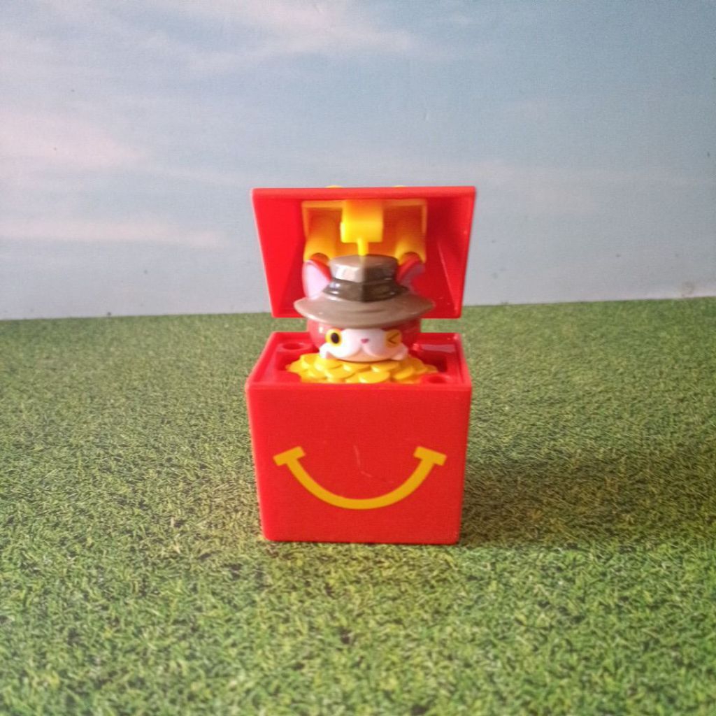Yokai happy meal vintage 2017