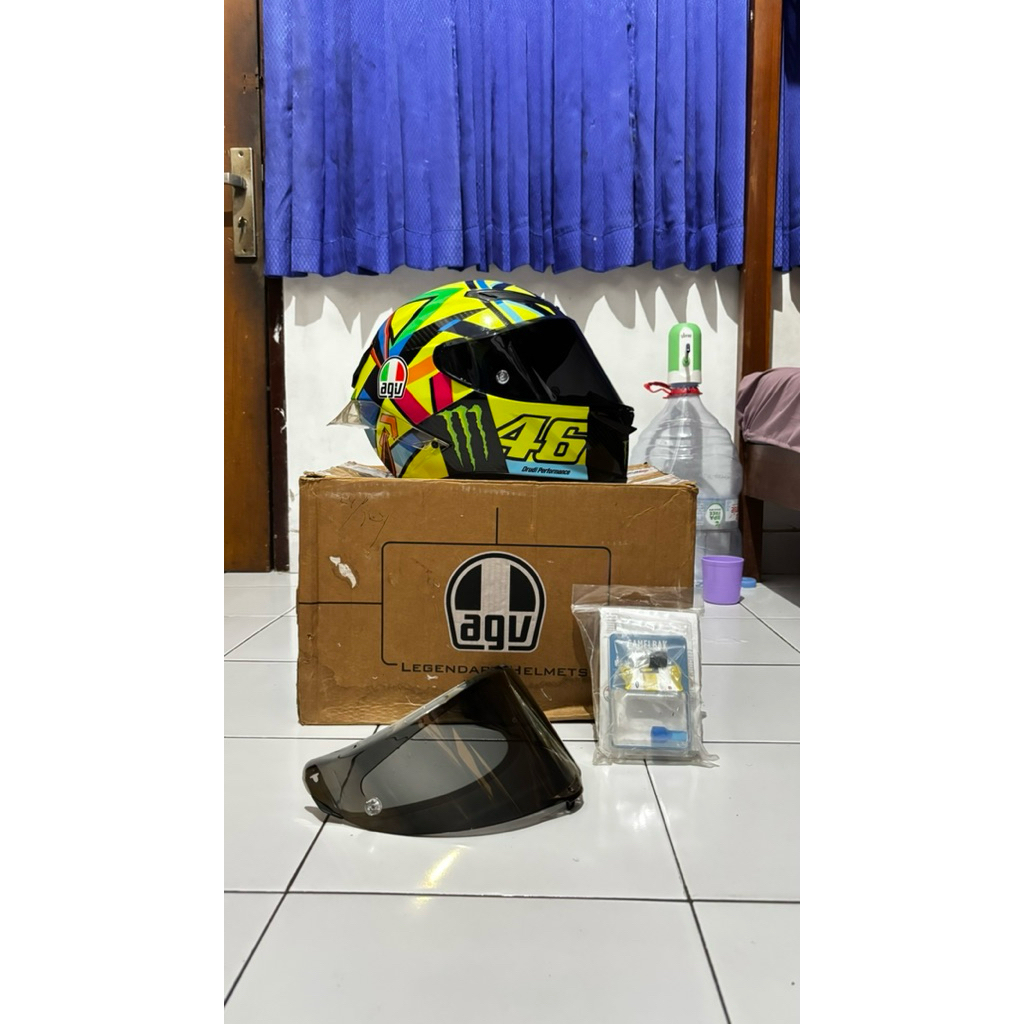 AGV PISTA GPR SOLELUNA JOYSTICK 2016 ROSSI SIZE L EUROFIT