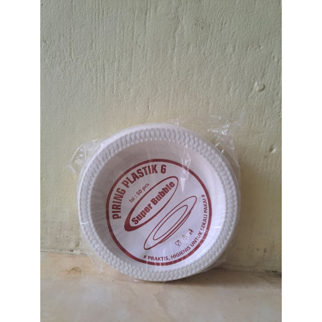 piring plastik kecil