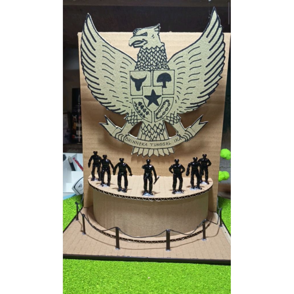 kerajinan monumen pancasila sakti kardus prakarya, miniatur (25x20x30) tugas sekolah (LIMITED EDITIO