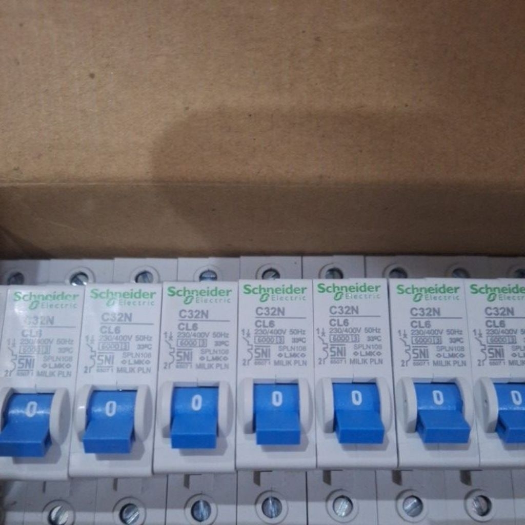 MCB SCHNEIDER ORI PLN 6 AMPERE