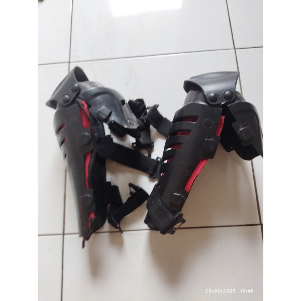 protector deker FOX murah terawat