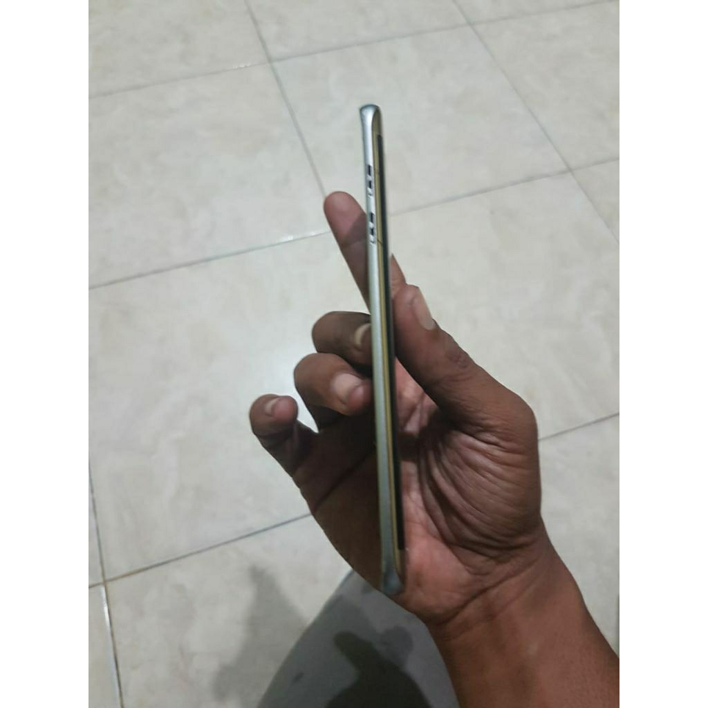 LCD Samsung S7 edge Plus Frame Minus