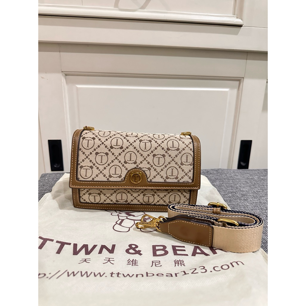TTWN & BEAR BAG