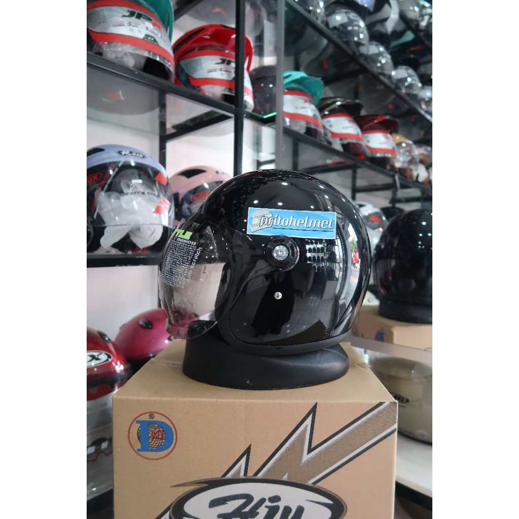 Hiu Vigo Black Metalic