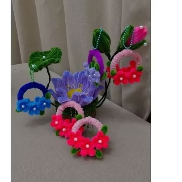 hiasan gantung kawat bulu/ gantungan tas kawat bulu/ ganci bunga kawat bulu