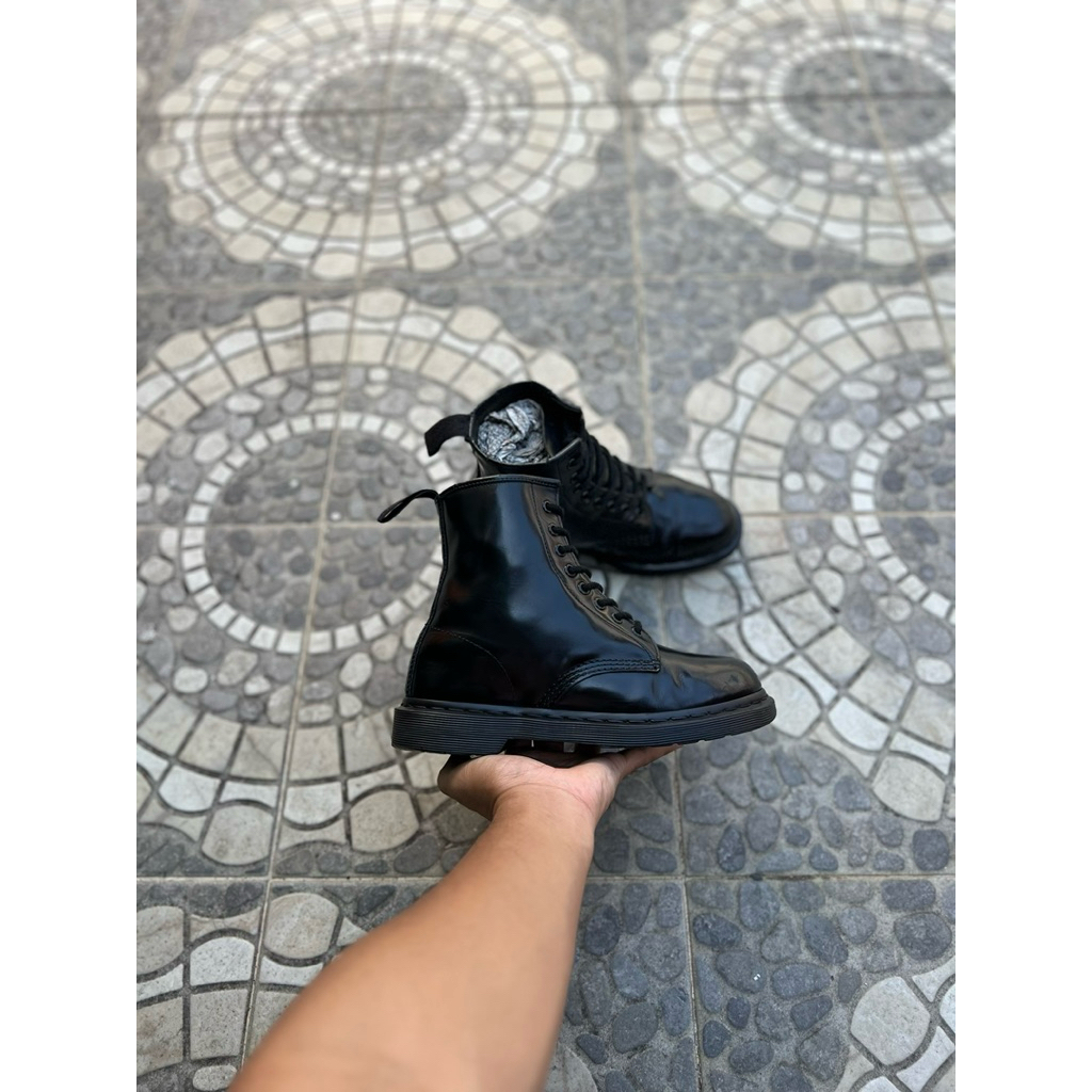 DR.MARTENS 1460 MONO BLACK