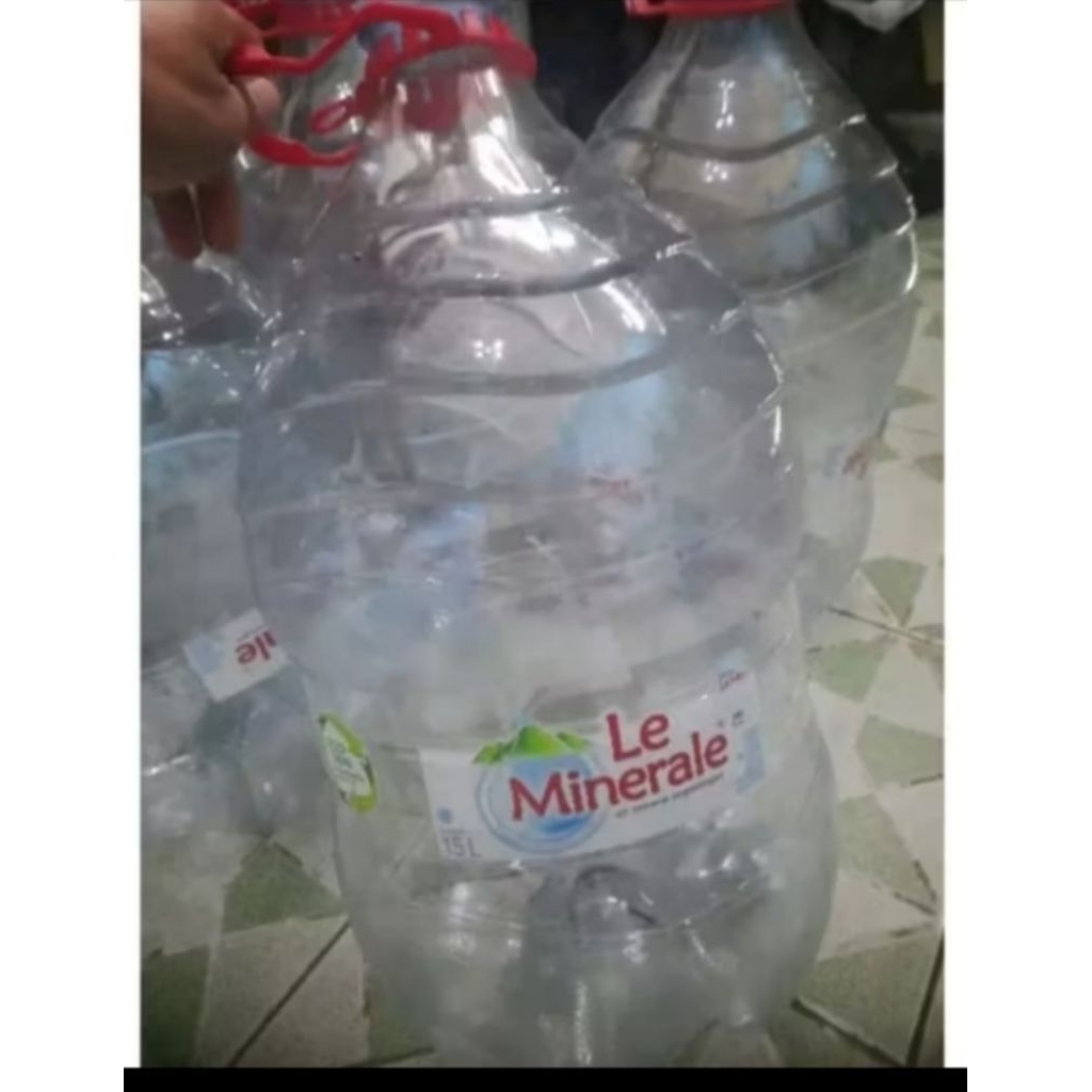 Galon kosong Le mineral 15 liter