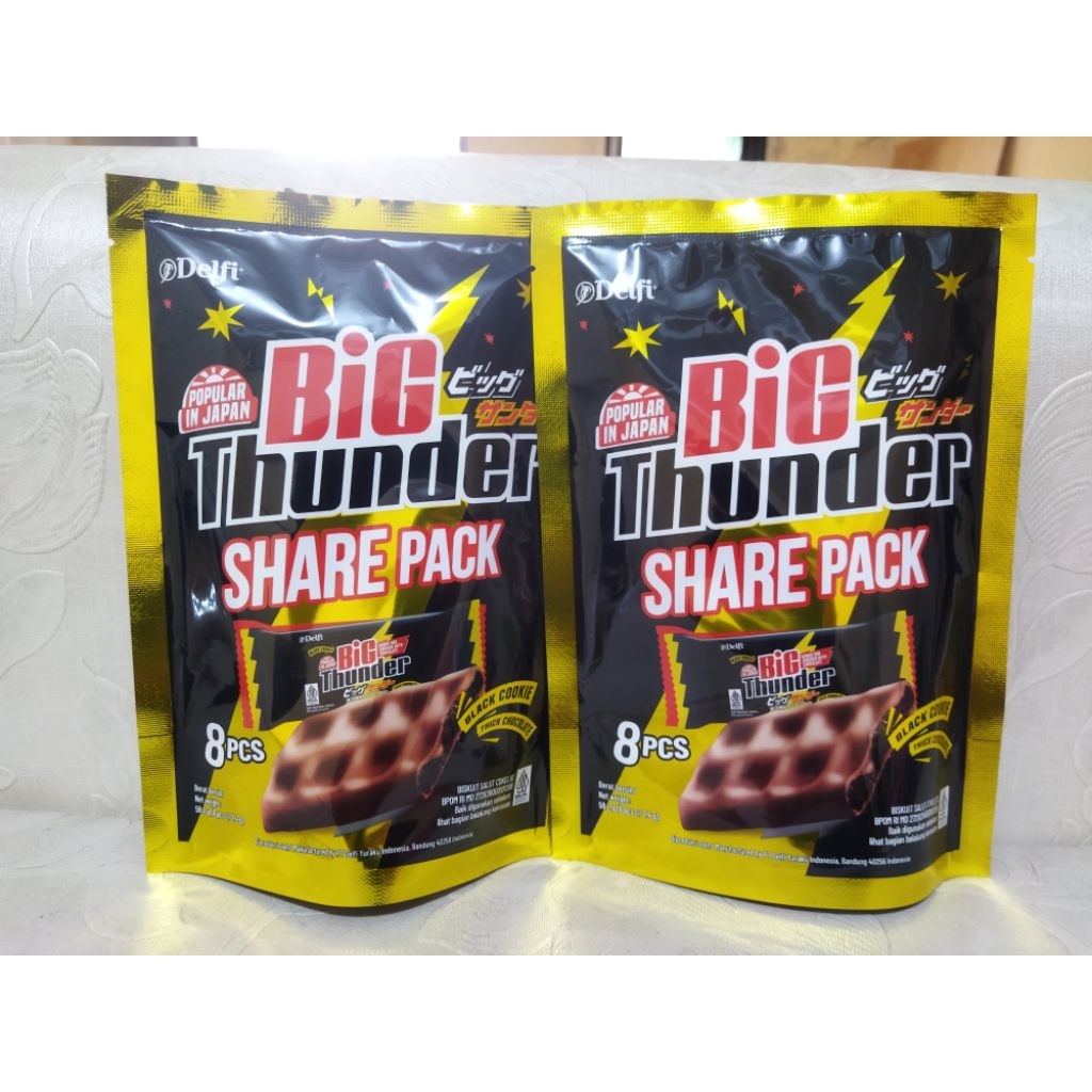 DELFI  BIG THUNDER SHARE IT ISI 8 PCS / DELFI YURAKU BIG THUNDER SHARE IT / DELFI BIG THUNDER / COKE