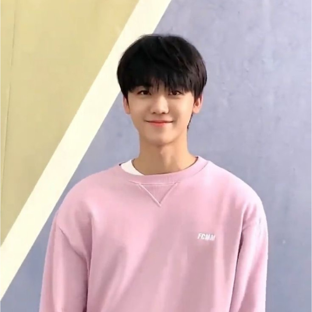 Sweater FCMM x NCT Dream