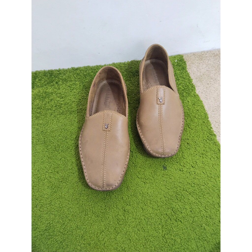 preloved sepatu pria loafers playboy original usa  40