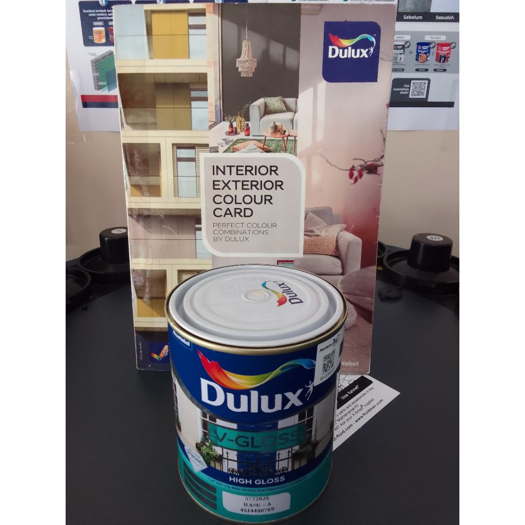 DULUX V'GLOSS Cat Minyak Kayu Dan Besi - 1Kg