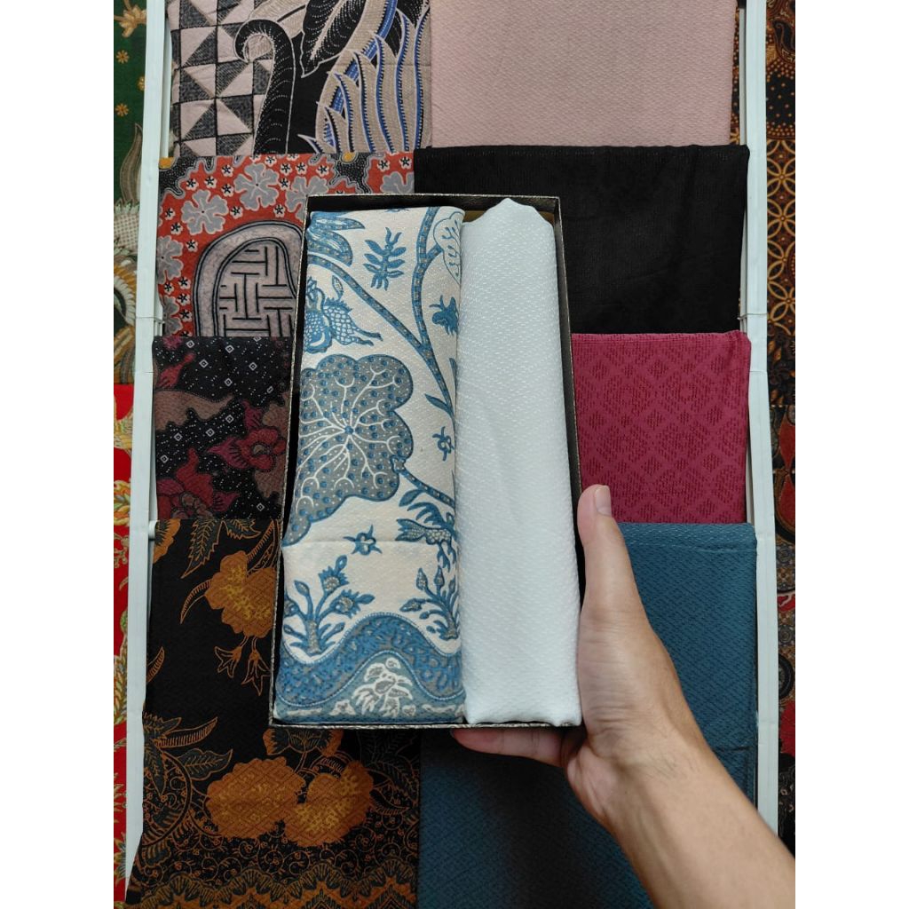 Batik katun doby/Bahan batik doby/Kain batik cirebon/Batik semi sutra/Batik pekalongan