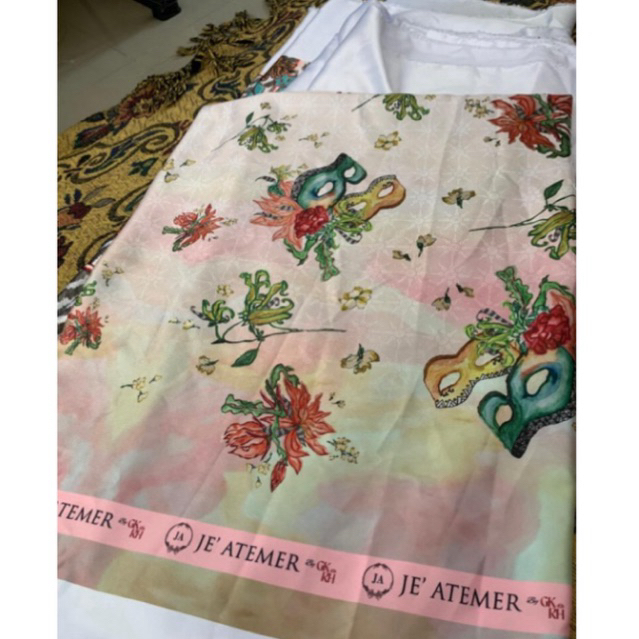 je atemer by GkRH “ hybrid collection) handmade art printing)