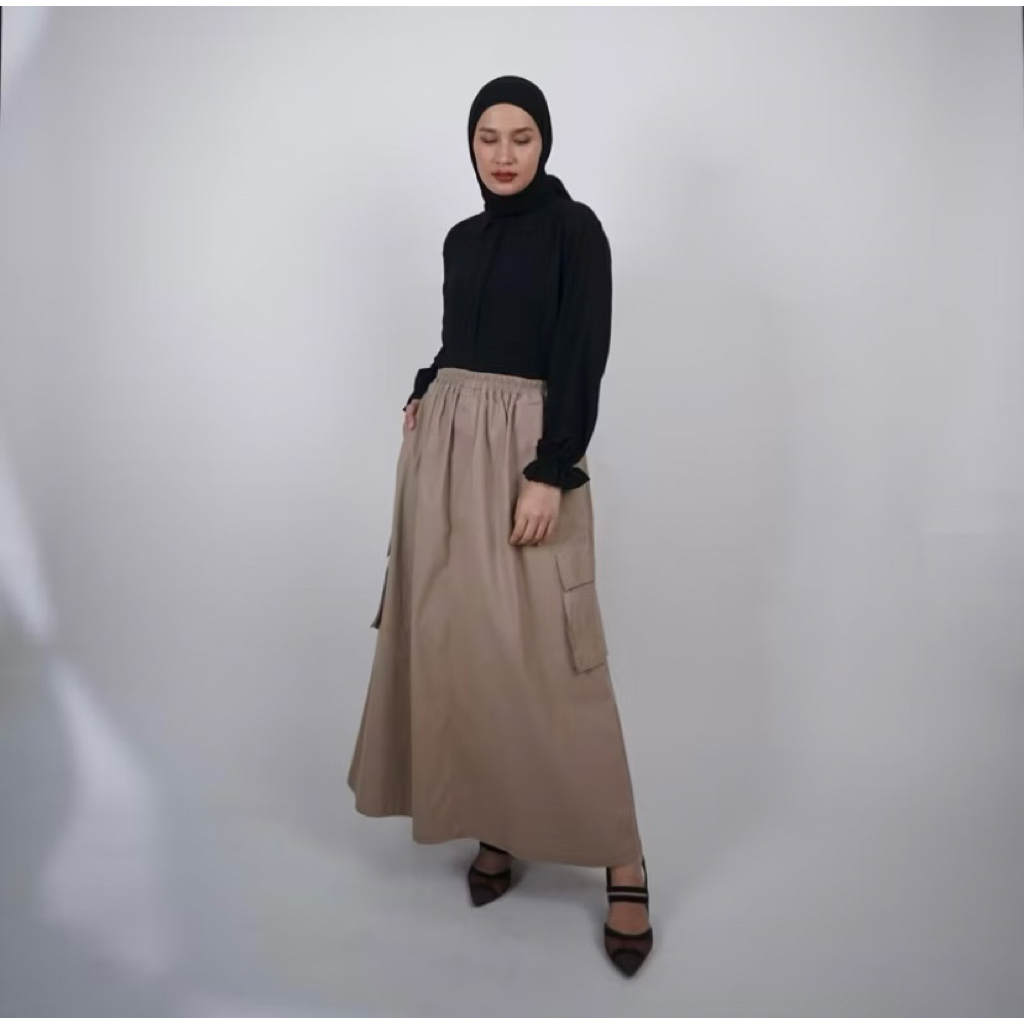 Preloved Rok Cargo Dwihanda - Kaymara