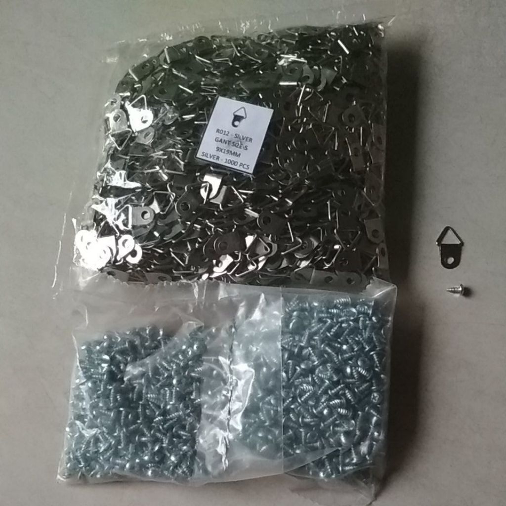 (1000 set) Gantungan Bingkai Foto Pigura Kecil Dan Sekrup 6 mm