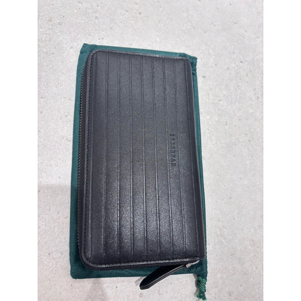 DOMPET MENS EVERBEST