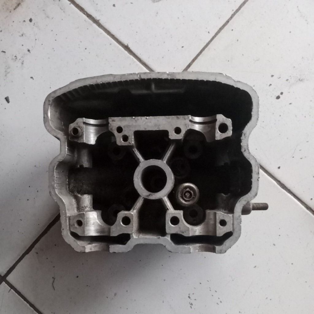 blok klep head Honda Sonic GTR  cbr LED kosongan bahan original copotan motor