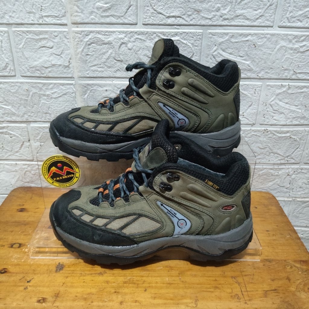 sepatu outdoor K2 second