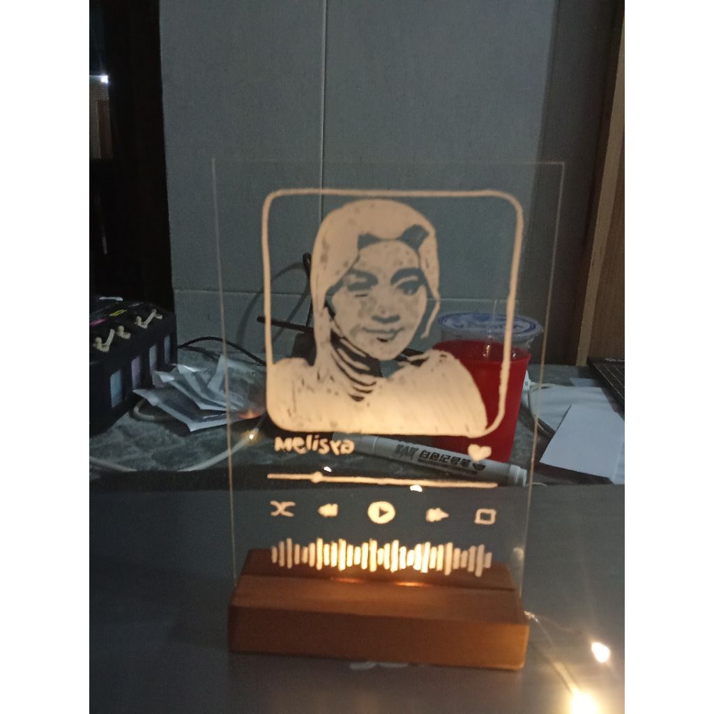 Lampu Akrilik Custom Nama – Kado Pernikahan, Anniversary, wisuda Hadiah Unik