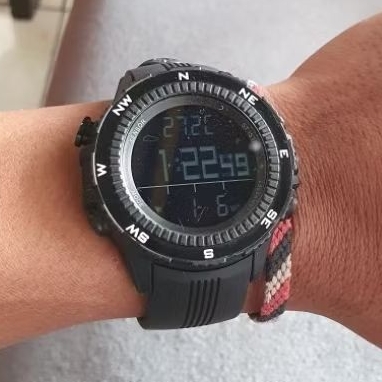 Jam tangan outdoor triple sensor
