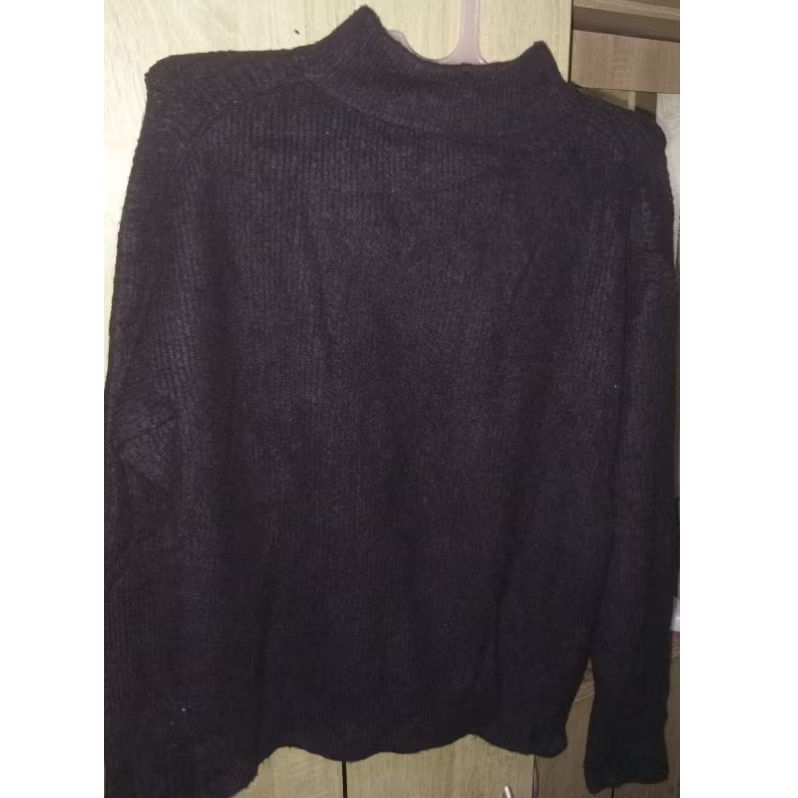 Preloved turtleneck