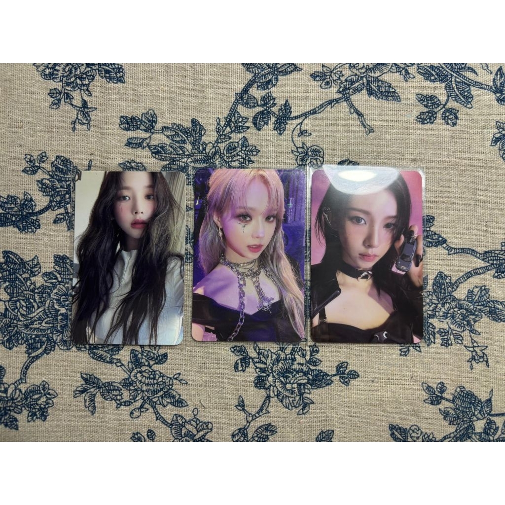 PHOTOCARD OFFICIAL KARINA AESPA