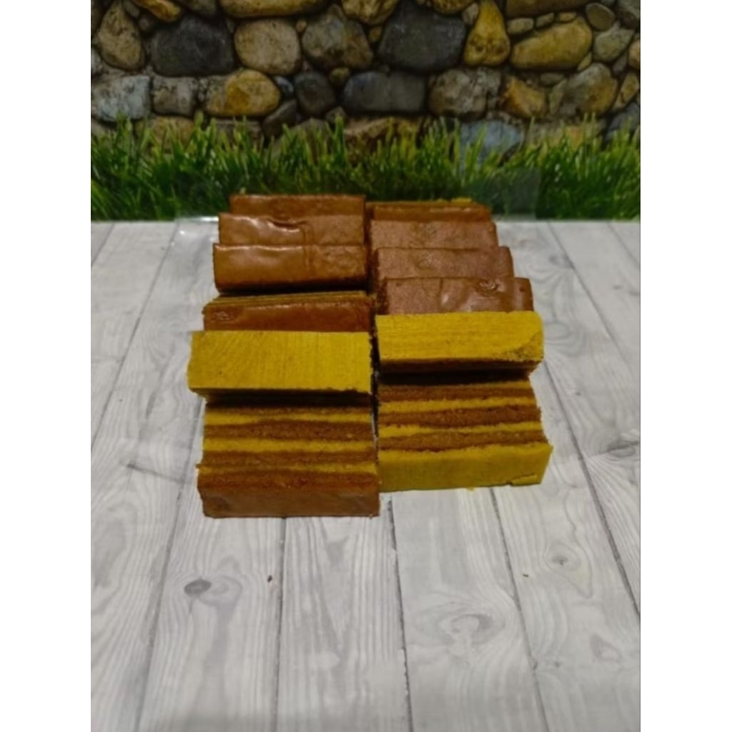 Kue Lapis Legit Manis dan Rempah Rempah 7 Lapisan