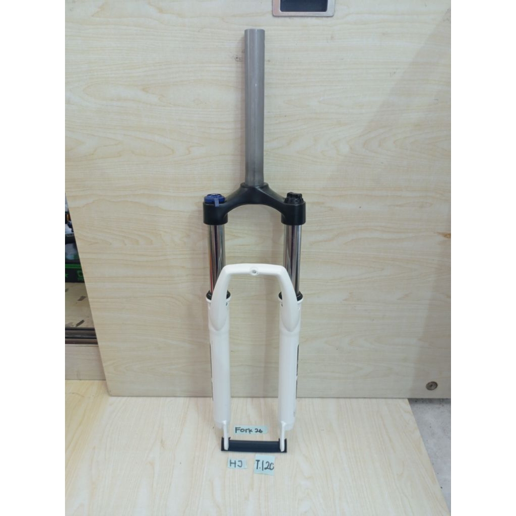 Fork 26 Avand Evo White Tipe 326 Travel 120 Oversize