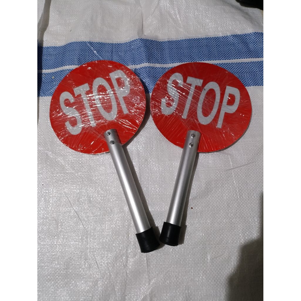 Plang/sign stop-stop, petunjuk lalu lintas.