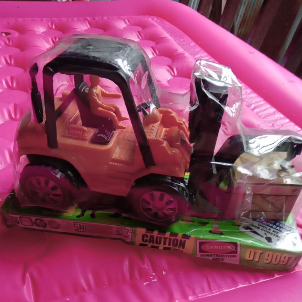 Mainan anak Forklift DT 9097
