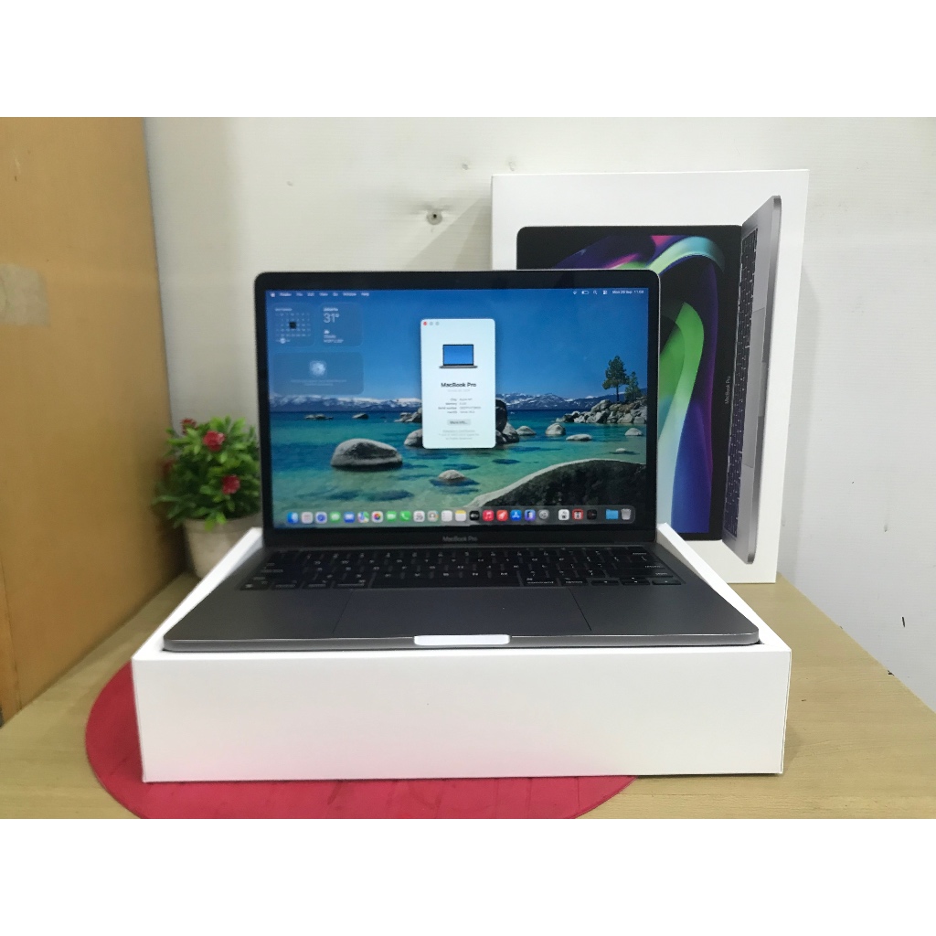 MacBook Pro M1 13-Inch 8/256 GB EX IBOX
