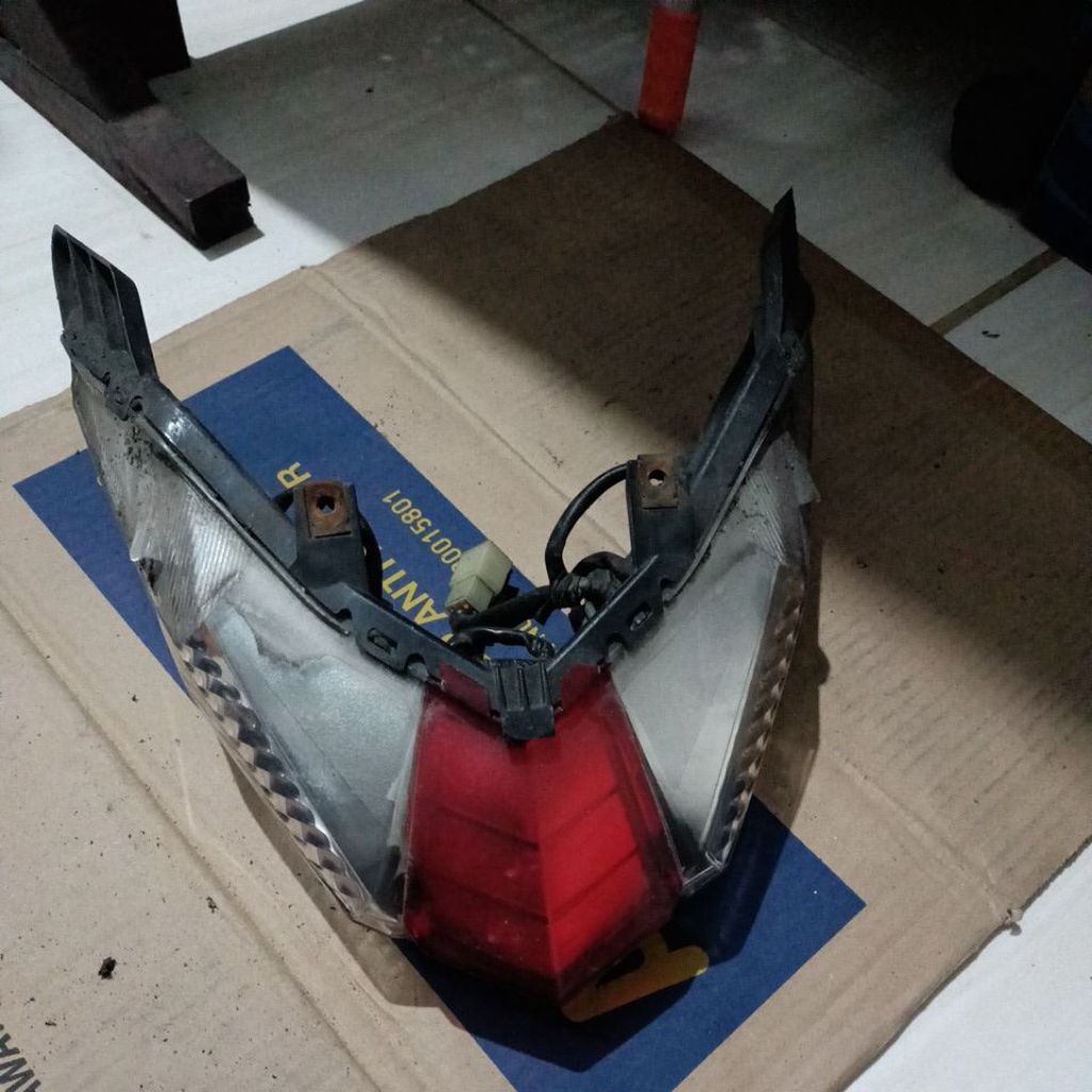 stoplamp belakang lampu belakang Vario 125/150 old