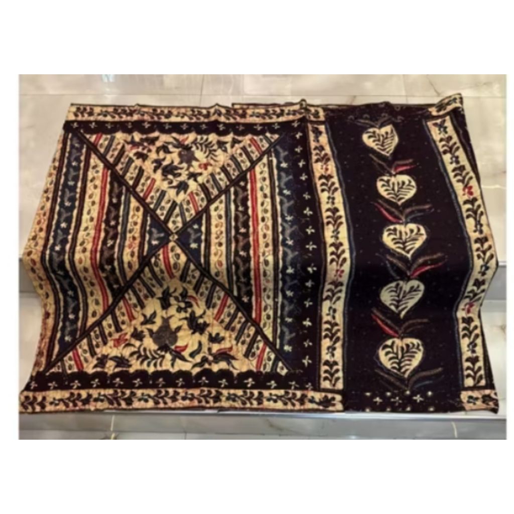 Sarung wanita batik tabiruan madura