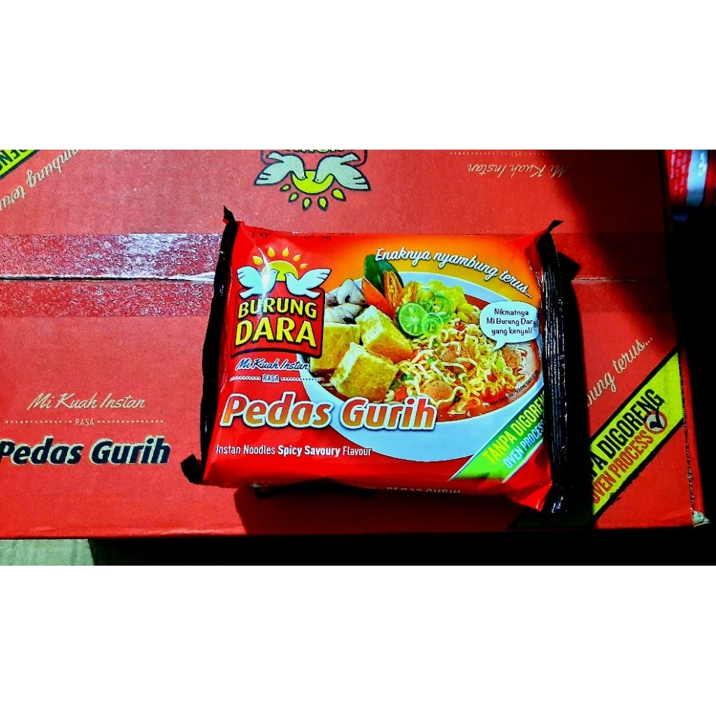 Mie Burung Dara Instan 1 dus isi 20 bks (kuah pedas)