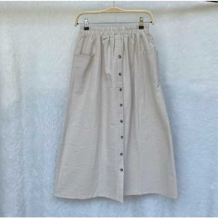 Rok Panjang Variasi Kancing Depan Bahan Katun Halus dan Tebal Tidak Menerawang