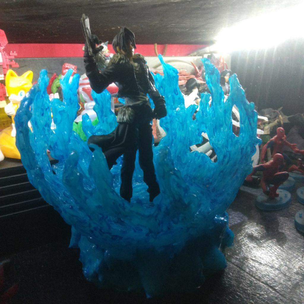 stand base figure biru