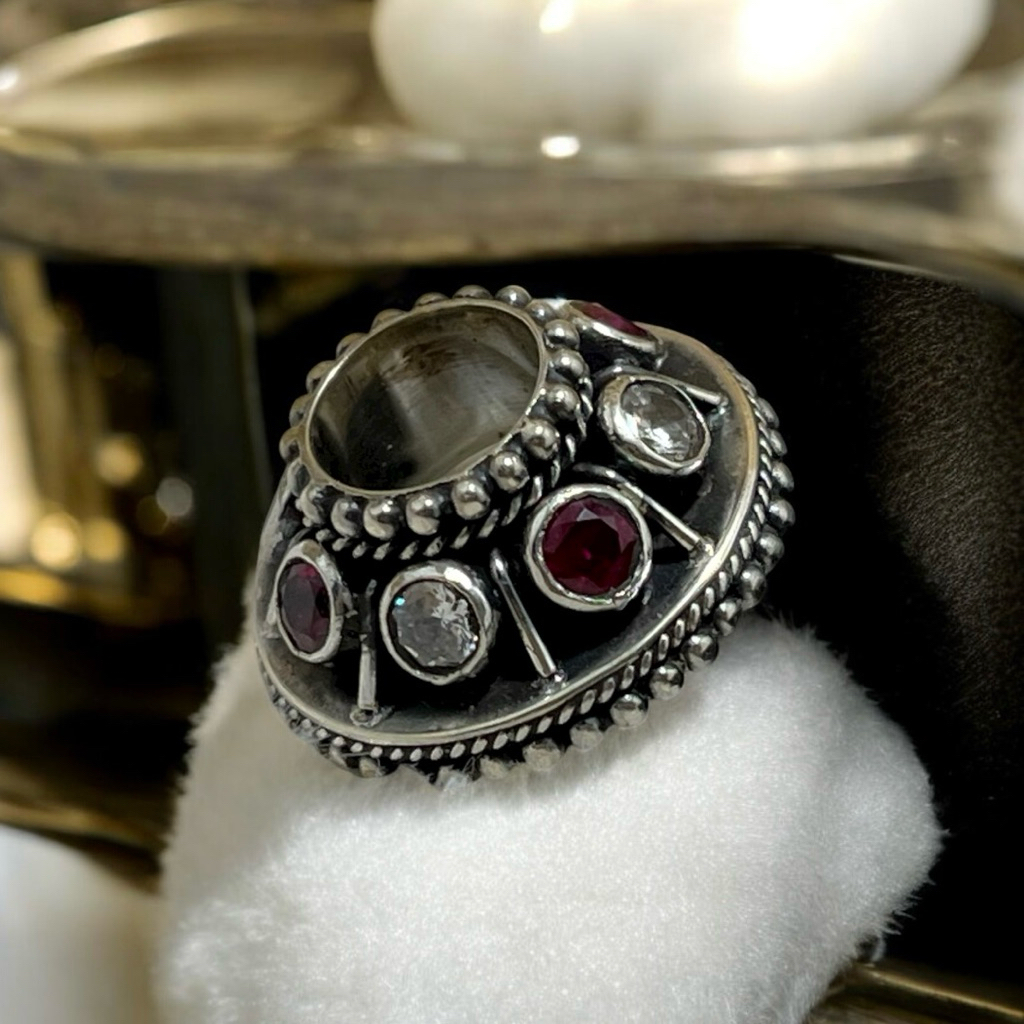 Mendak Perak Asli Solo Nyahnginang Batu Yakut