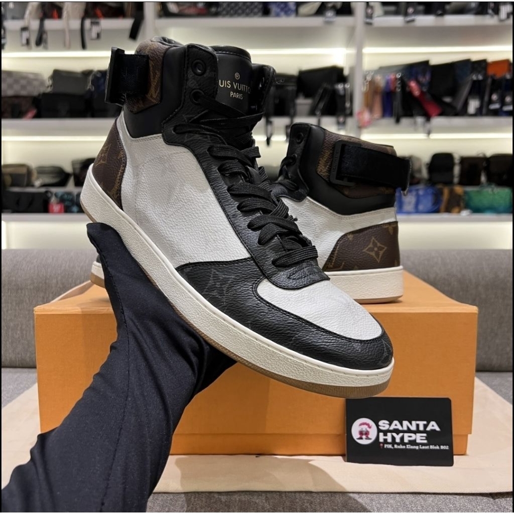 Louis Vuitton Rivoli High Sneakers