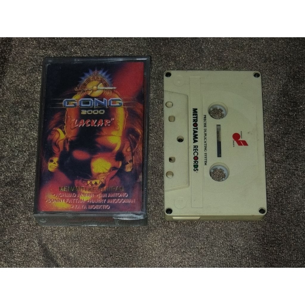 kaset pita Gong 2000