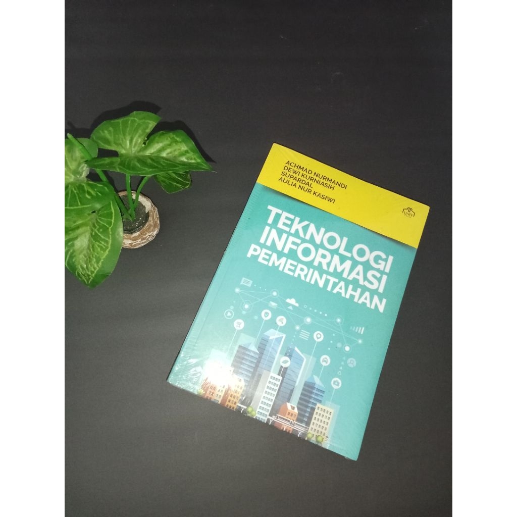 Toko Buku Buruh Membaca - Teknologi Informasi Pemerintahan UMY Press