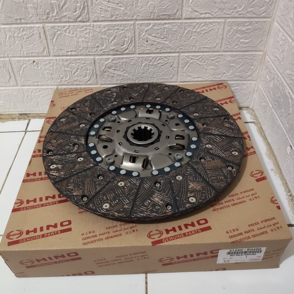 PLAT KOPLING KAMPAS KOPLING 15" HINO 500 FM260 RKZ R260 / 31250-E0490