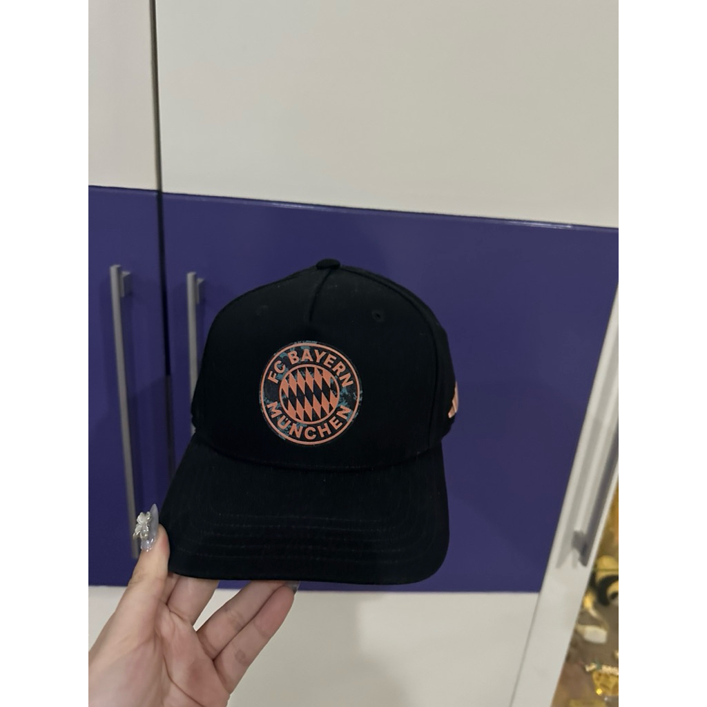 Topi Bayern Munchen ORI Asli dari Jerman Adidas