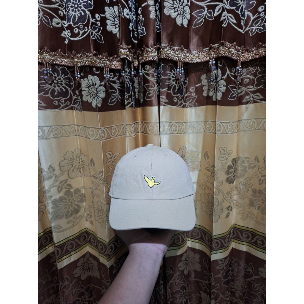 topi mark gonzales