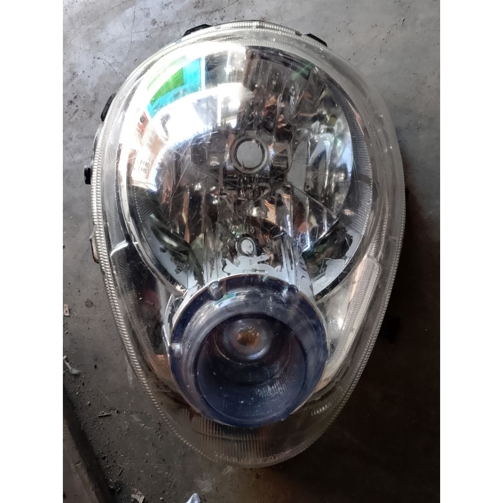reflektor lampu depan Scoopy karbu original copotan