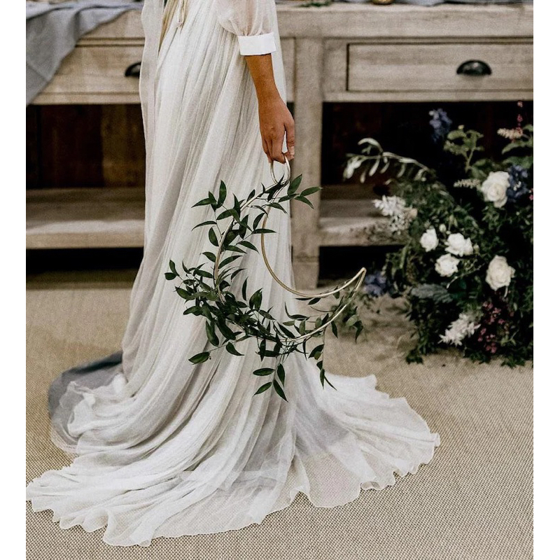 Rangka besi Buket bulan sabit, Dekorasi pesta